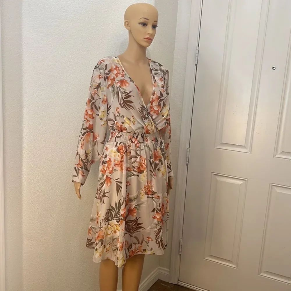 Enfocus Dress Size 14P V Neck Floral Long Sleeve Sheer Lined Skirt Elastic Waist - Picture 2 of 11